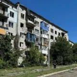 Обстріл Селідово – окупанти скинули авіабомбу на місто