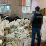 В Киеве руководительница Красного Креста украла гуманитарки на миллионы гривен