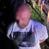 В Чернигове мужчина бросался на людей с ножом