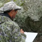 Різьблення, що зображує людське обличчя, знайдено в Казахстані