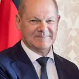 Канцлер Германии призвал выстроить брандмауэр