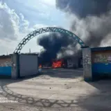 Обстрел Мирнограда – вспыхнул масштабный пожар на рынке