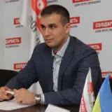 Стала відома ціна вбрання депутата від Порошенка, якого разом з дружиною зловили на Мальдівах