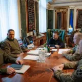 Зеленский провел совещание с главнокомандующим ВСУ Александром Сырским