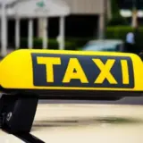 Таксі у Львові працюватиме у комендантську годину