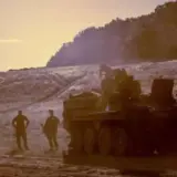 Военная помощь Украине — Украина получит Stryker