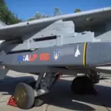 Військова допомога Україні – Франція надасть Україні нову партію далекобійних ракет SCALP