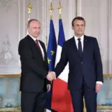 Макрон хоче поговорити з Путіним