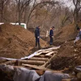 Зеленский осмотрел фортификации в Донецкой области