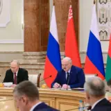 Лукашенко попросив Орєшнік у Путіна