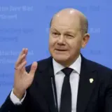 Шольц назвав розмови про німецьких миротворців в Україні передчасними