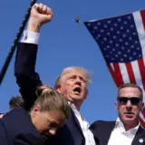 Трамп призвал к немедленному прекращению огня и переговорам Украины и РФ