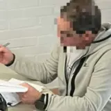 Нардеп переправлял своих знакомых за границу под видом своих водителей