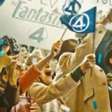 Люди с четырьмя пальцами на постере фильма Marvel заставили подозревать участие искусственного интеллекта
