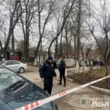 В ТЦК и воинских частях усилили охрану