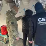 Женщина планировала взорвать здание ТЦК в Ровно