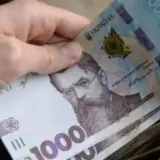 Средняя зарплата в Украине за год выросла на 24 процента – Госстат
