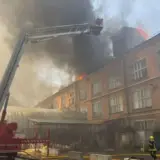 Пожежа у Рівному – загорілась покрівля триповерхової будівлі на вулиці Червонія