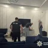 Полиция проводит обыски у Гусакова
