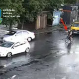 У Києві велосипедист розстріляв автомобіль волонтера