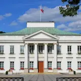 Атака дронов — украинец и белоруска запустили дрон над резиденцией президента Польши