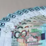 Лукашенко хочет больше денег