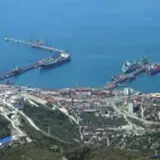 Украинские дроны остановили загрузку нефти на танкеры в двух крупнейших нефтяных портах России