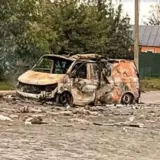 Атака дронів – російський дрон атакував авто в Сумській області