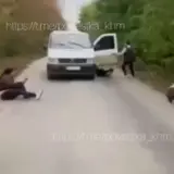 Мобілізація в Україні – жінки напали на автомобіль ТЦК у Хмельницькій області