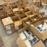 На Львівщину намагалися завезти телефони та парфумерію під виглядом ковбаси на 17 мільйонів