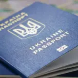 С 29 октября Кабмин отменил продление срока действия загранпаспортов украинцев