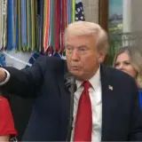 Трамп назвав журналістку тупою