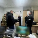 Пограничник получал «откаты» за поставку запчастей для воинских частей