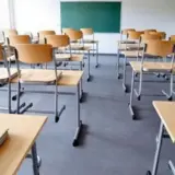 В Киеве продлили школьные каникулы