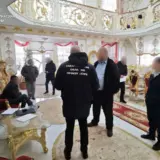 У депутата нашли дворец в золоте и миллионные доходы