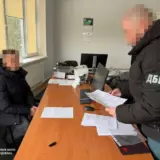 Волынского таможенника обвиняют в махинациях с автомобилями