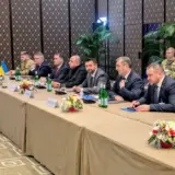 США та Україна обговорюють відновлення та наступну тристоронню зустріч