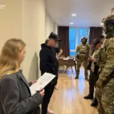 Поліцейські влаштували полювання на наркоманів у Харкові