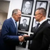 Сійярто регулярно «стукав» Лаврову про засідання ЄС