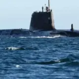 Британський атомний підводний човен HMS Anson із Tomahawk зайняв позицію недалеко від Ормузької протоки