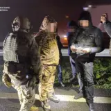 На Днепропетровщине за деньги военных вывозили из части