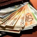 Курс евро снова установил исторический рекорд