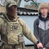 Двое школьников хотели взорвать свои лицеи и расстрелять одноклассников