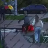 В Киеве девушка упала в яму с водой