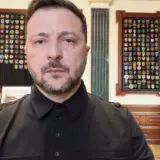 Зеленский хочет продлить военное положение и мобилизацию