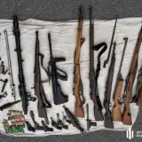 На Вінниччині торгували зброєю через інтернет