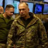 Россия атакует фактически по всем направлениям – Сырский