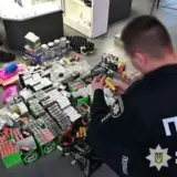 Поліція заявила про викриття масштабної схеми виробництва контрафактних вейпів