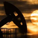 США відновили санкції проти російської нафти