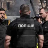Зеленский побывал на местах попаданий российских ударов в Киеве 24 мая – смотреть видео